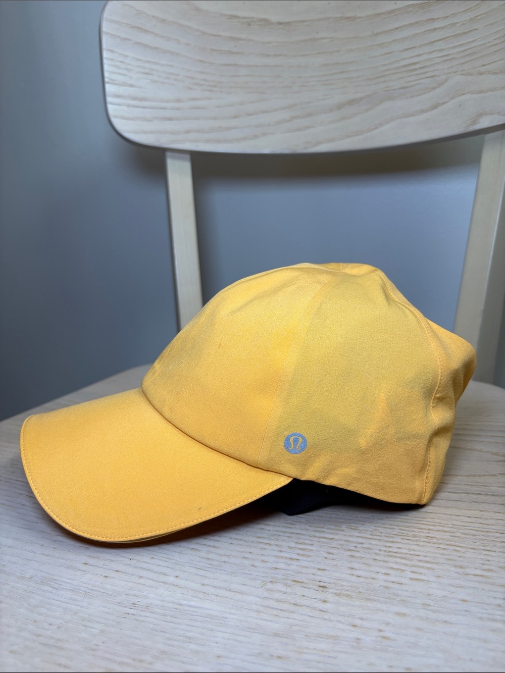 Lululemon Fast and Free Run Hat – Auric Gold